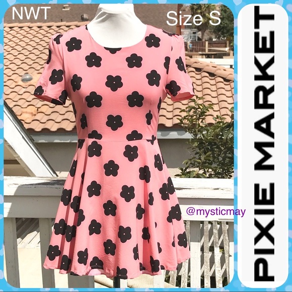New PIXIE MARKET Coral Pink Black Floral Skater Dress Juniors Size S - Picture 1 of 8